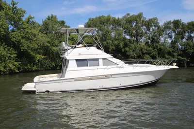 Silverton 37 Convertible