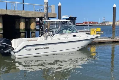 Boston Whaler 275 Conquest
