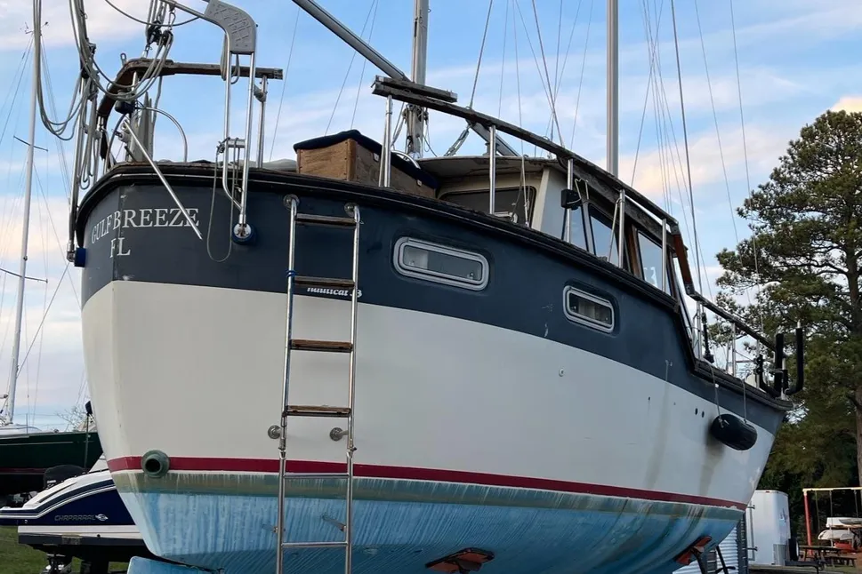 1983 Nauticat 33 Motorsailer for sale - YachtWorld