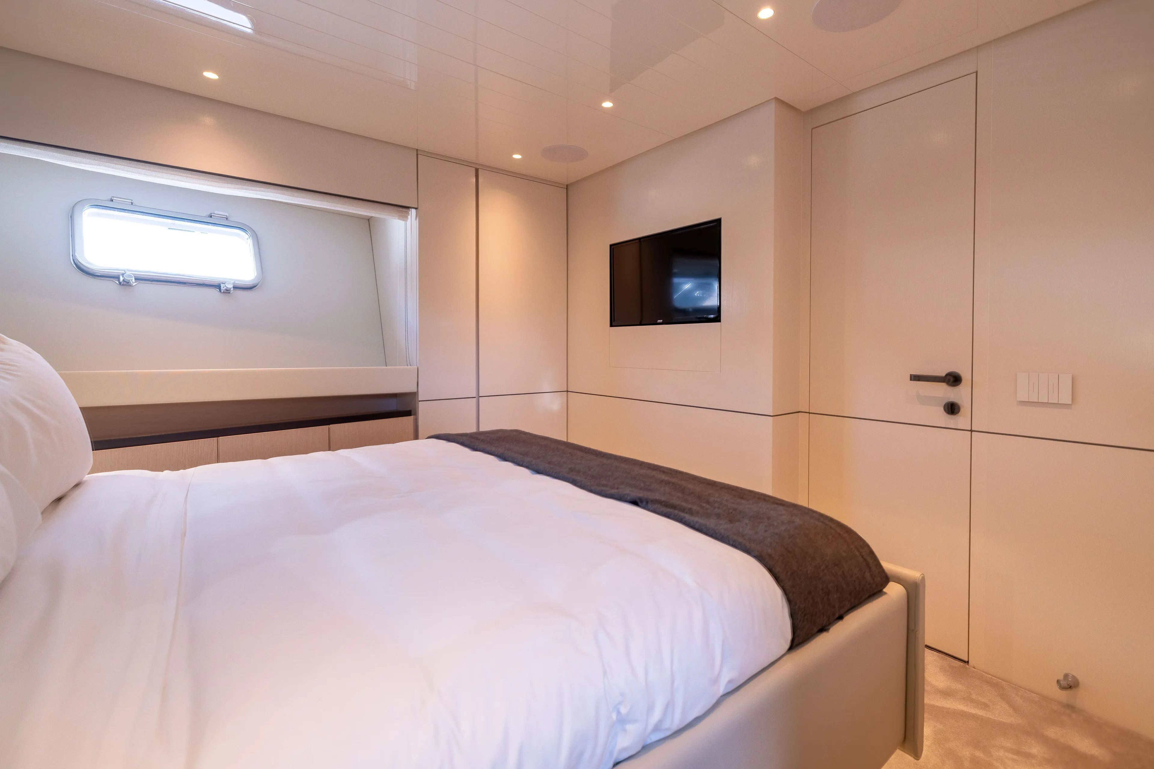 Athena Yacht Photos Pics Guest Cabin