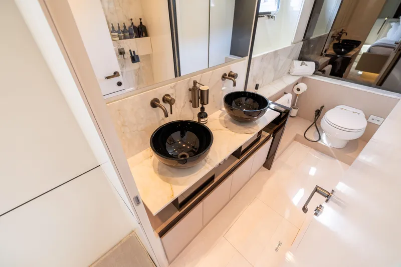 Athena Yacht Photos Pics Primary Head