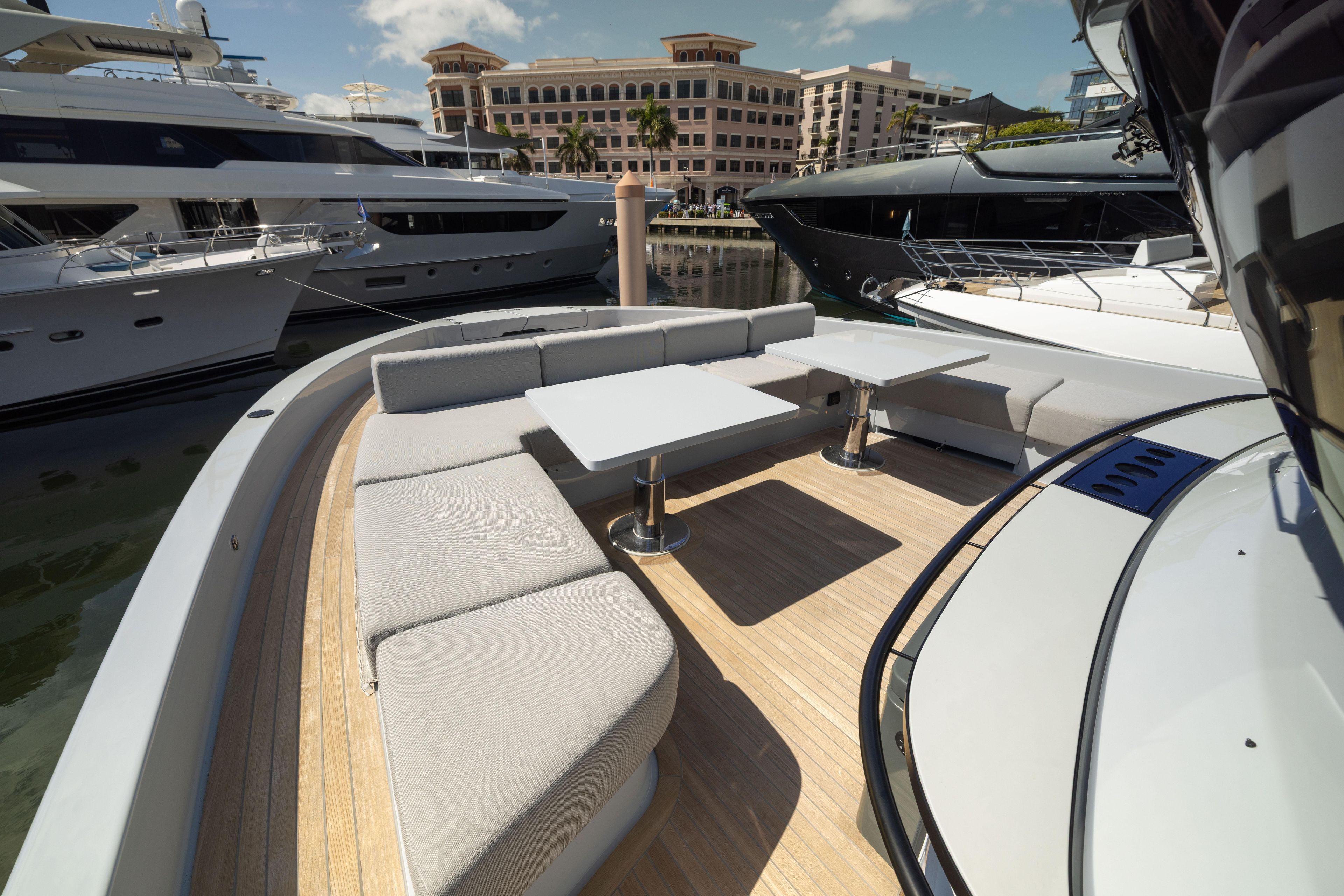 Yacht