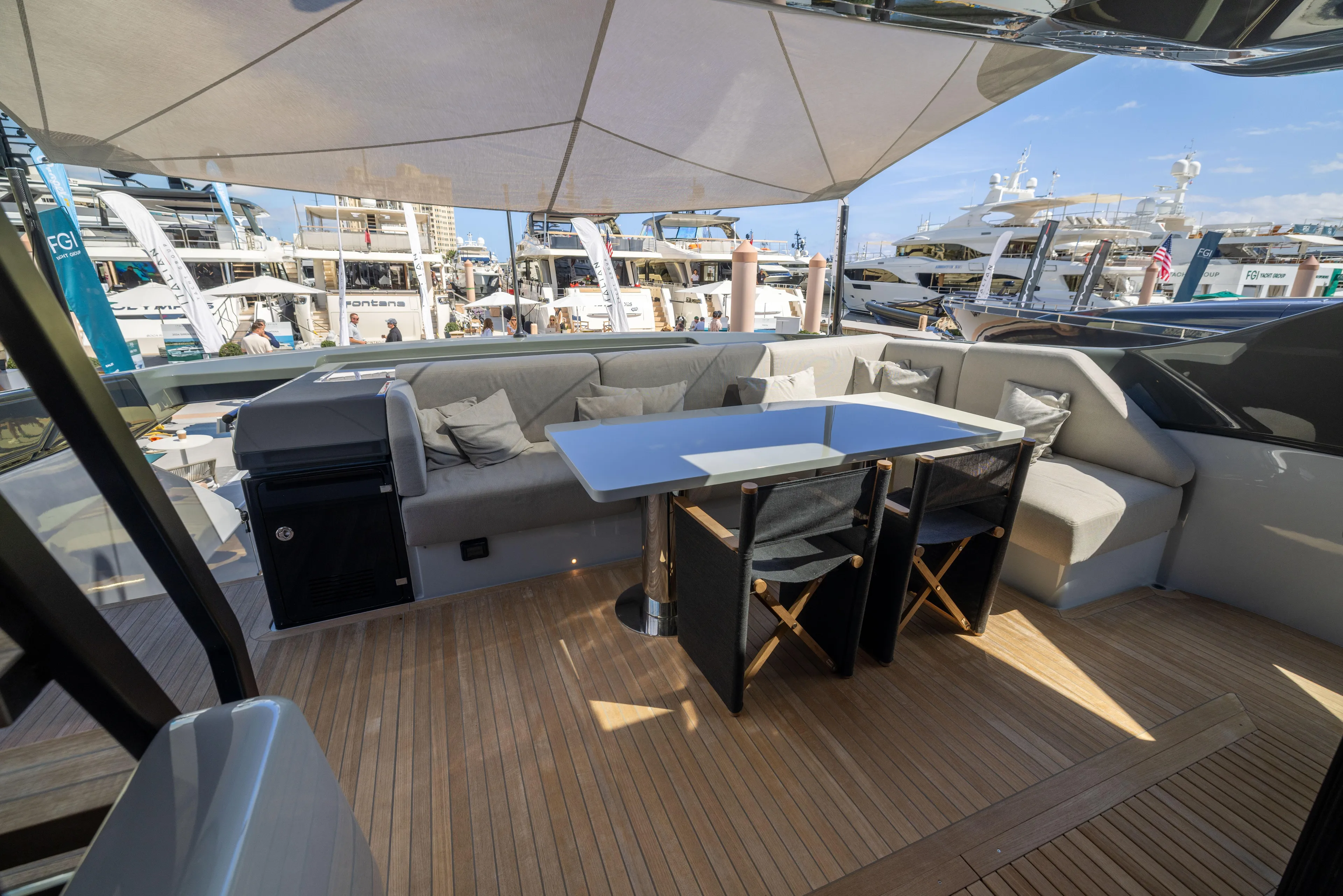 Athena Yacht Photos Pics Dining