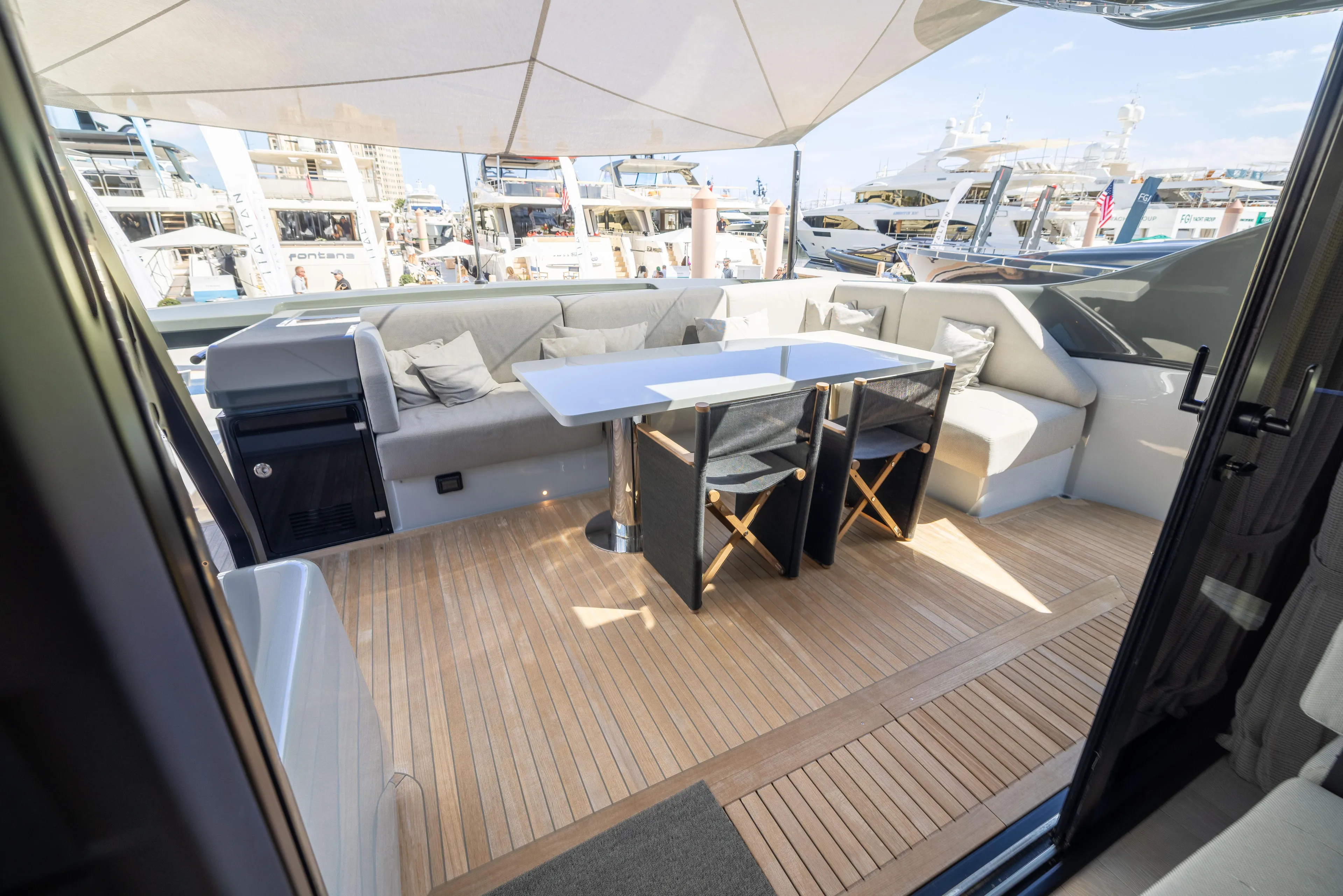 Athena Yacht Photos Pics Dining