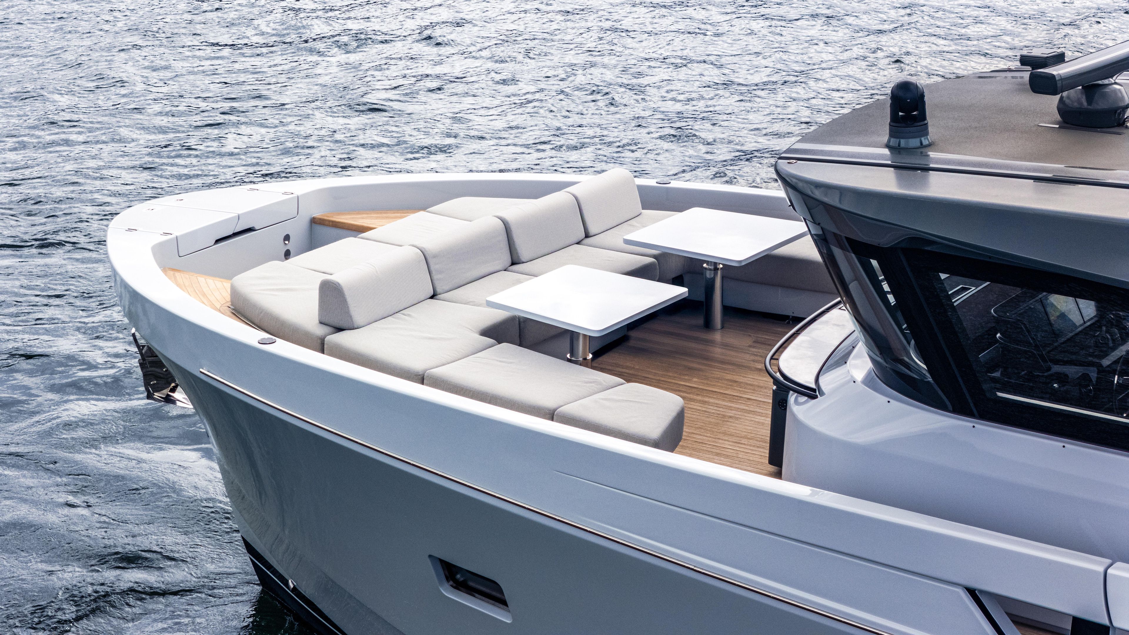 Yacht