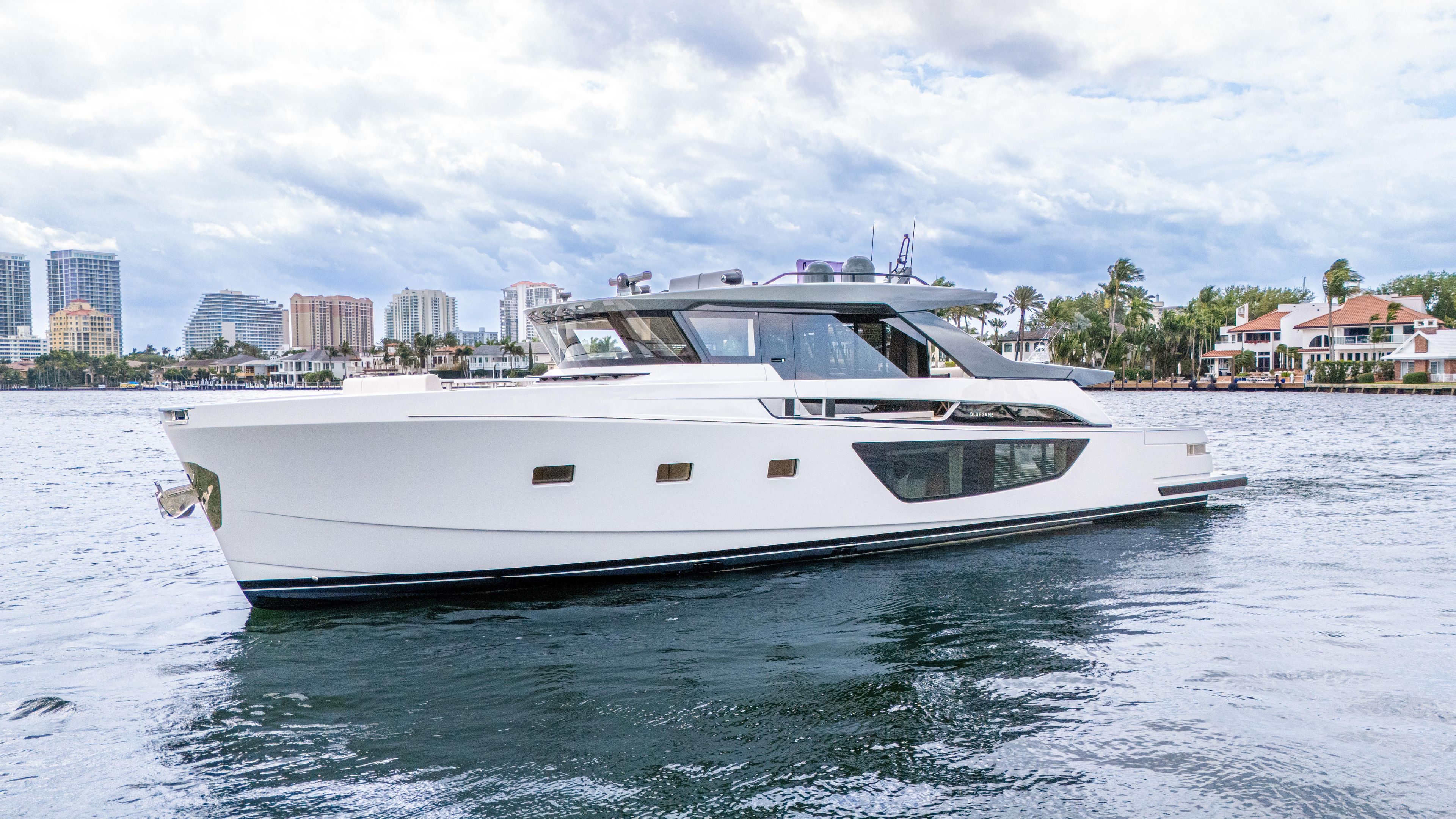 Yacht