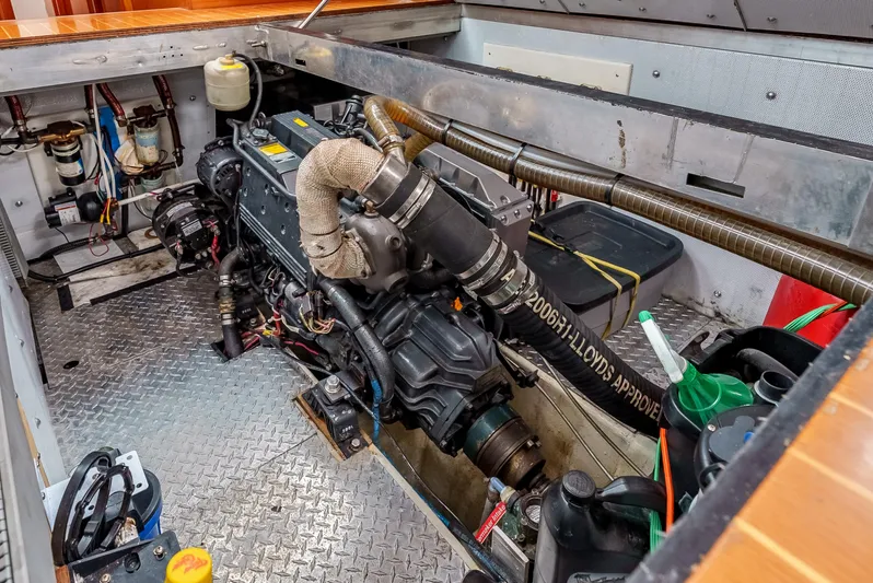 Luka Yacht Photos Pics 