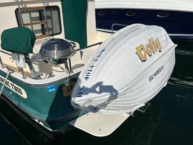 Dolly Yacht Photos Pics 