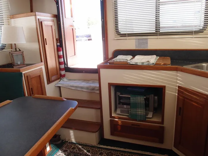 Dolly Yacht Photos Pics 