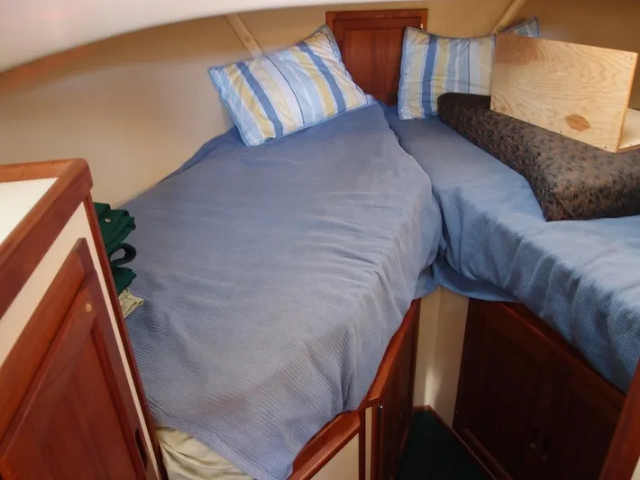 Dolly Yacht Photos Pics 