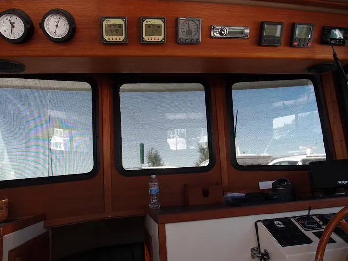 Dolly Yacht Photos Pics 