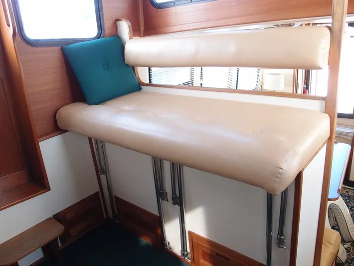 Dolly Yacht Photos Pics 