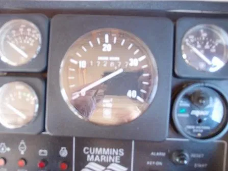 Dolly Yacht Photos Pics 