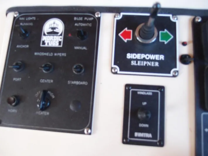 Dolly Yacht Photos Pics 