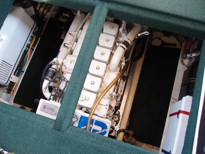 Dolly Yacht Photos Pics 