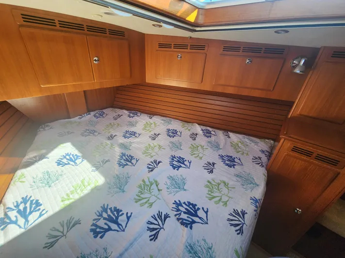 Bonnefooi Yacht Photos Pics 