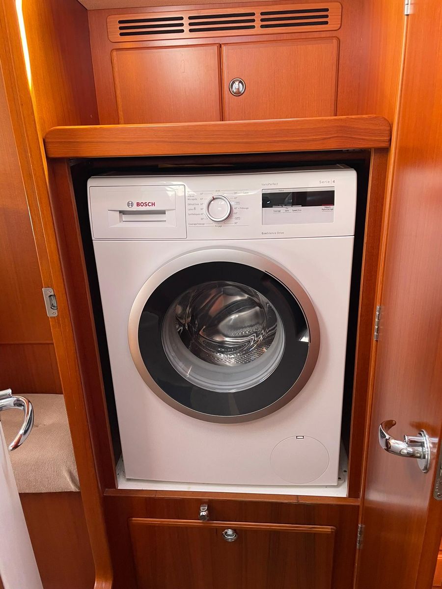 2008 Hallberg-Rassy 62 