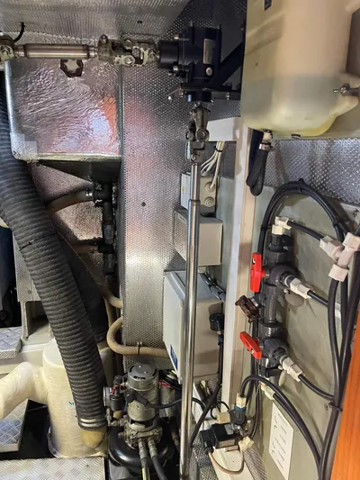 Bonnefooi Yacht Photos Pics 