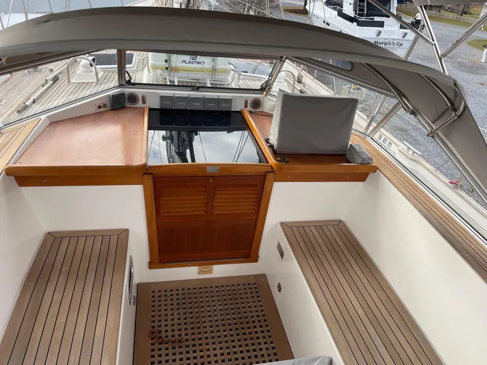 Bonnefooi Yacht Photos Pics 