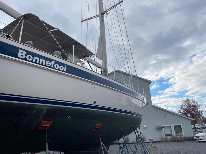 Bonnefooi Yacht Photos Pics 