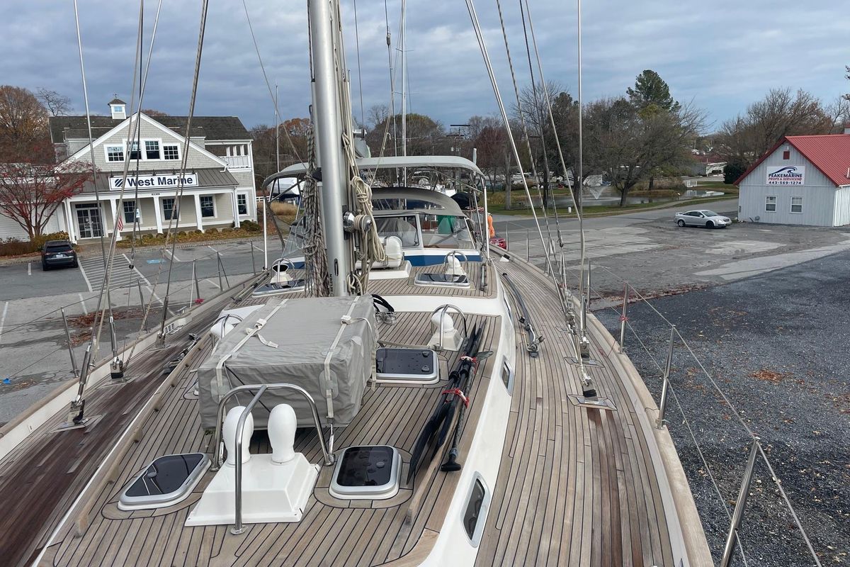 2008 Hallberg-Rassy 62 