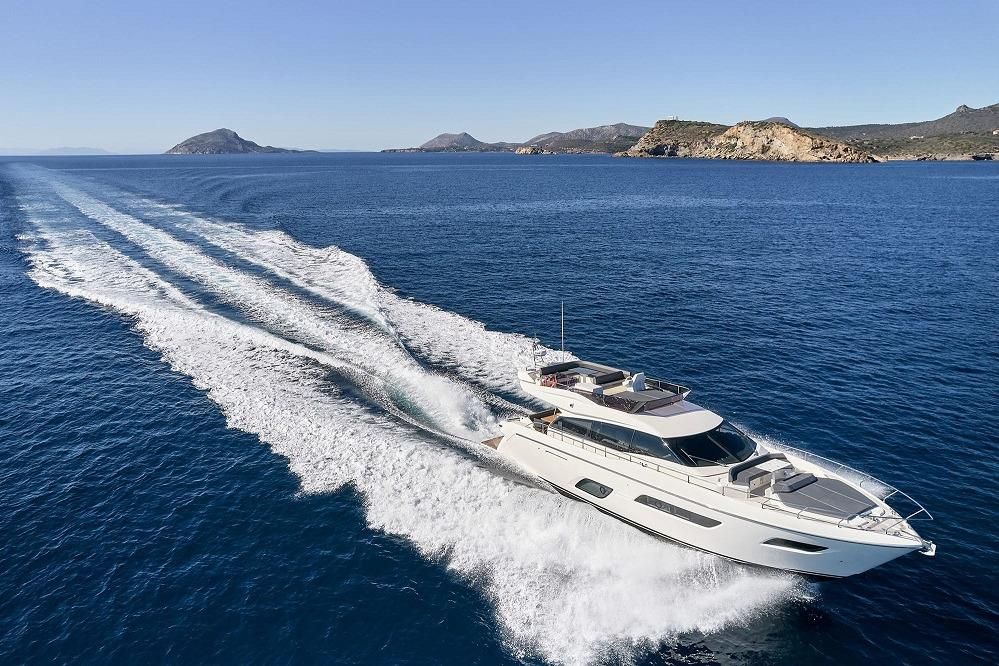 2022 Ferretti Yachts 56 