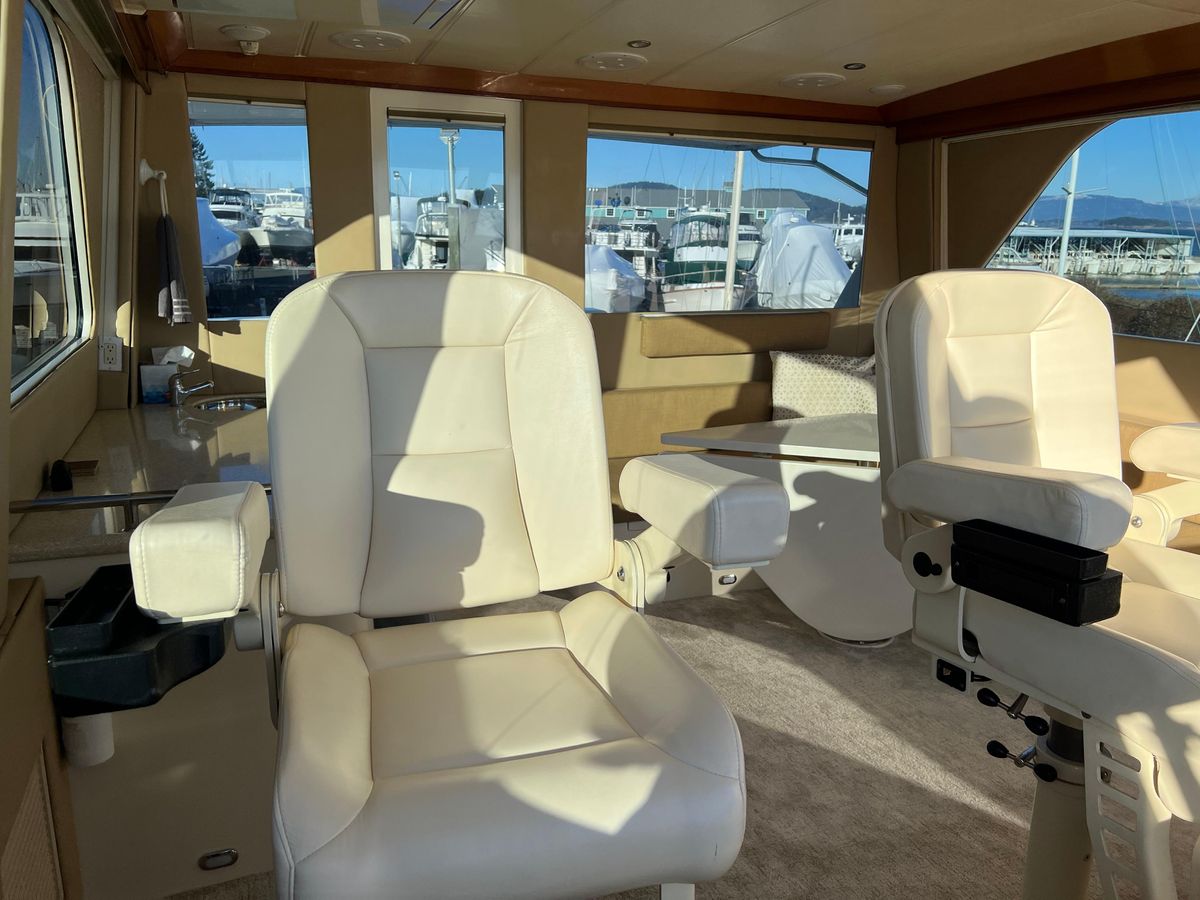 2008 Hampton 63 