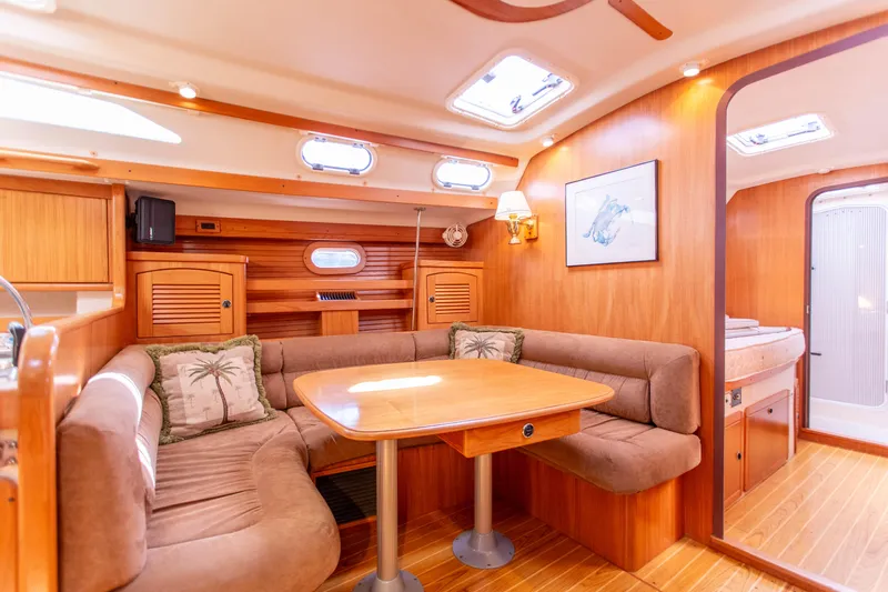 Siren Song Yacht Photos Pics 