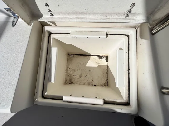 Siren Song Yacht Photos Pics 