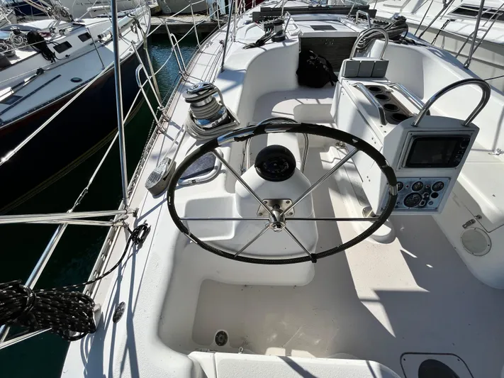 Siren Song Yacht Photos Pics 