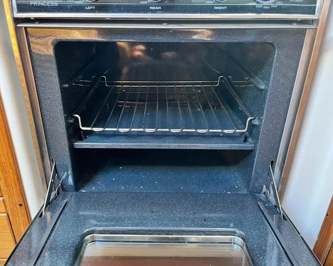 Siren Song Yacht Photos Pics 