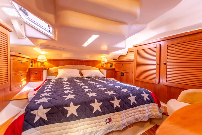 Siren Song Yacht Photos Pics 