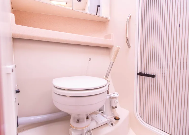 Siren Song Yacht Photos Pics 