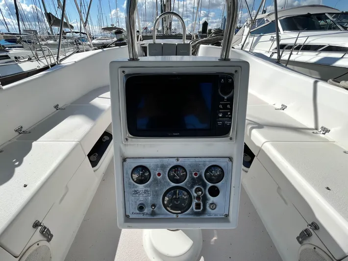 Siren Song Yacht Photos Pics 