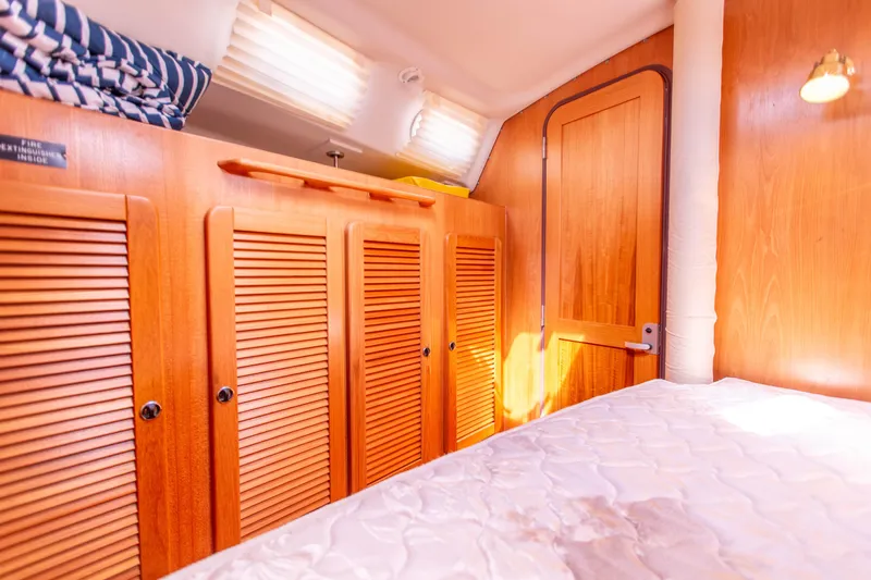 Siren Song Yacht Photos Pics 