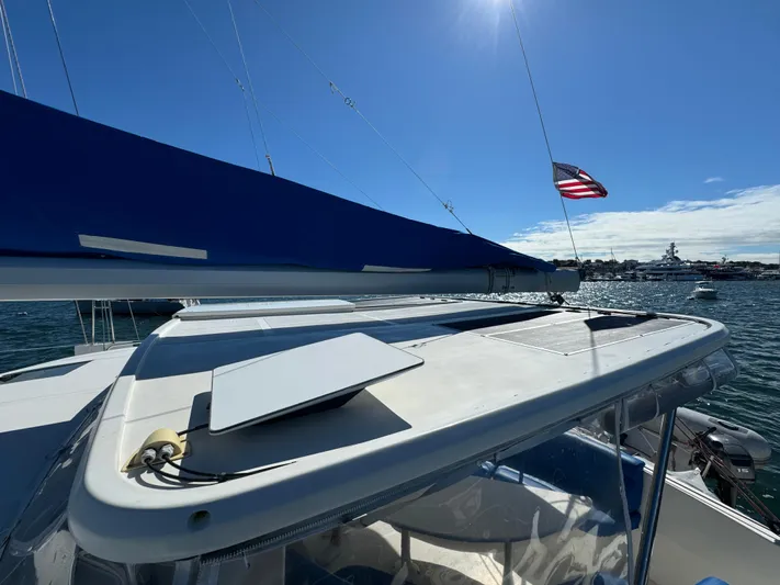 Headquarters Yacht Photos Pics 