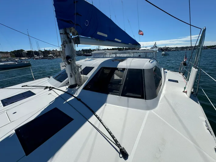 Headquarters Yacht Photos Pics 