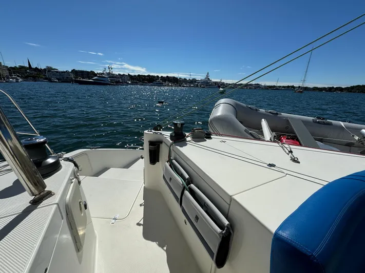 Headquarters Yacht Photos Pics 