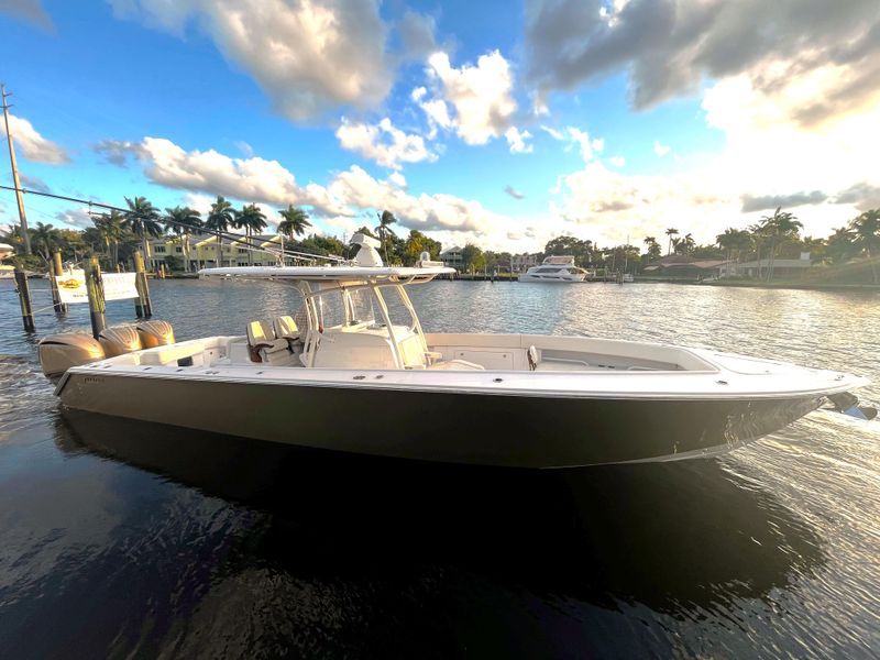2022 Jupiter 38 HFS