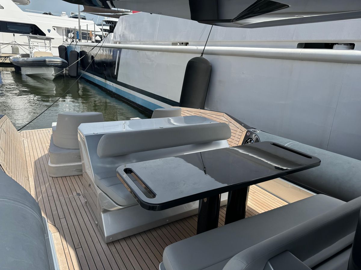 2022 Anvera 42 