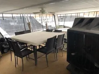 Cruisin (1/5 Share) Yacht Photos Pics Interior of 2008 Destination Yachts Cruisin with dining area.