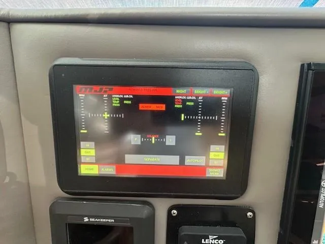 Jet Stream Yacht Photos Pics MJP Waterjet MFD.jpg