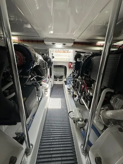 Jet Stream Yacht Photos Pics 