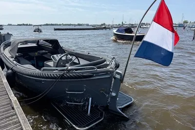 2021 Seafury 800