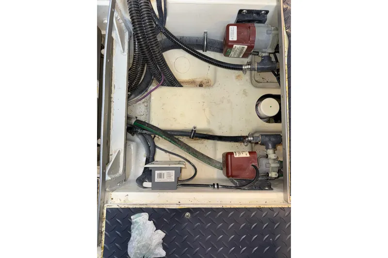 Formula Yacht Photos Pics Engine compartment of 2023 Formula 400 Super Sport Crossover with visible wiring and components.