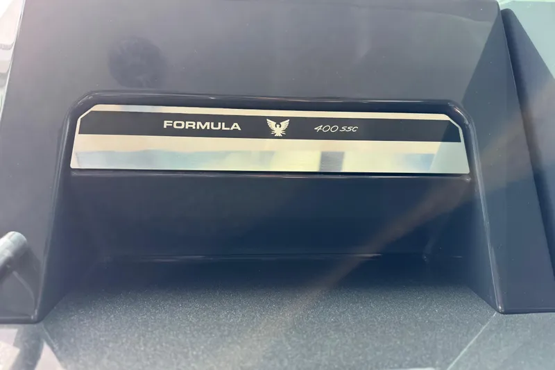 Formula Yacht Photos Pics 2023 Formula 400 Super Sport Crossover emblem on a sleek black surface.