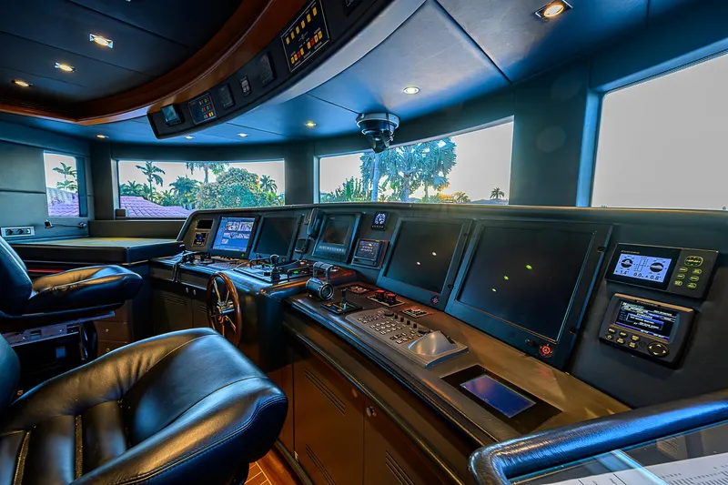 Seascape V Yacht Photos Pics Luxurious Benetti Vision 145 yacht cockpit, 2005 model, featuring advanced navigation systems.