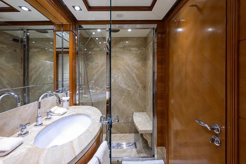 Seascape V Yacht Photos Pics 