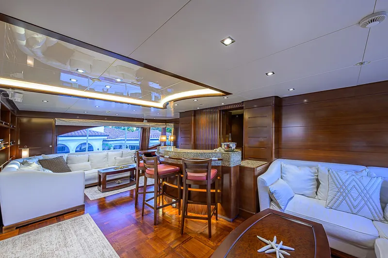 Seascape V Yacht Photos Pics 