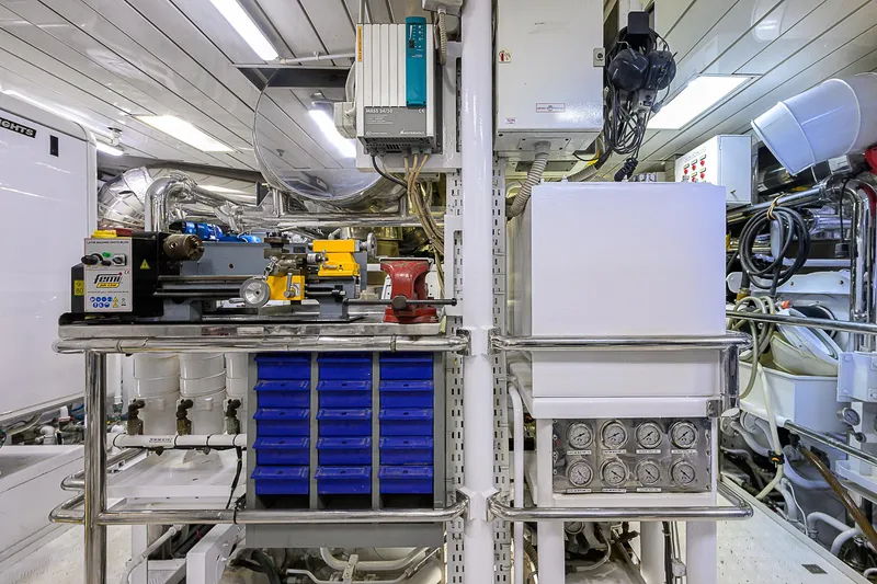 Seascape V Yacht Photos Pics 